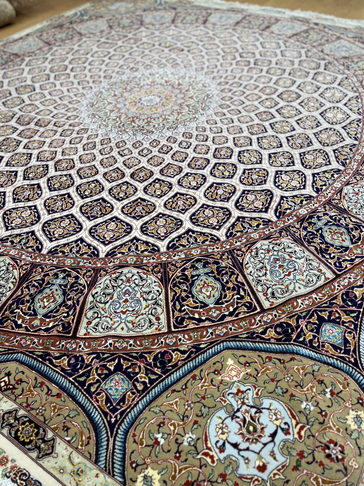 فرش دستباف تبريز 